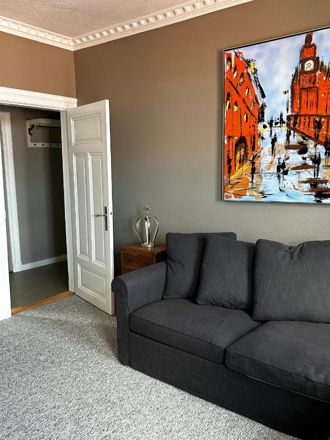 Traumhafter Altbaucharme In Zentraler Lage Appartement Kiel Buitenkant foto