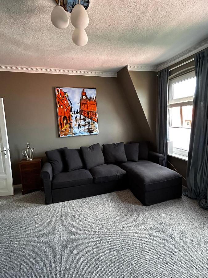 Traumhafter Altbaucharme In Zentraler Lage Appartement Kiel Buitenkant foto